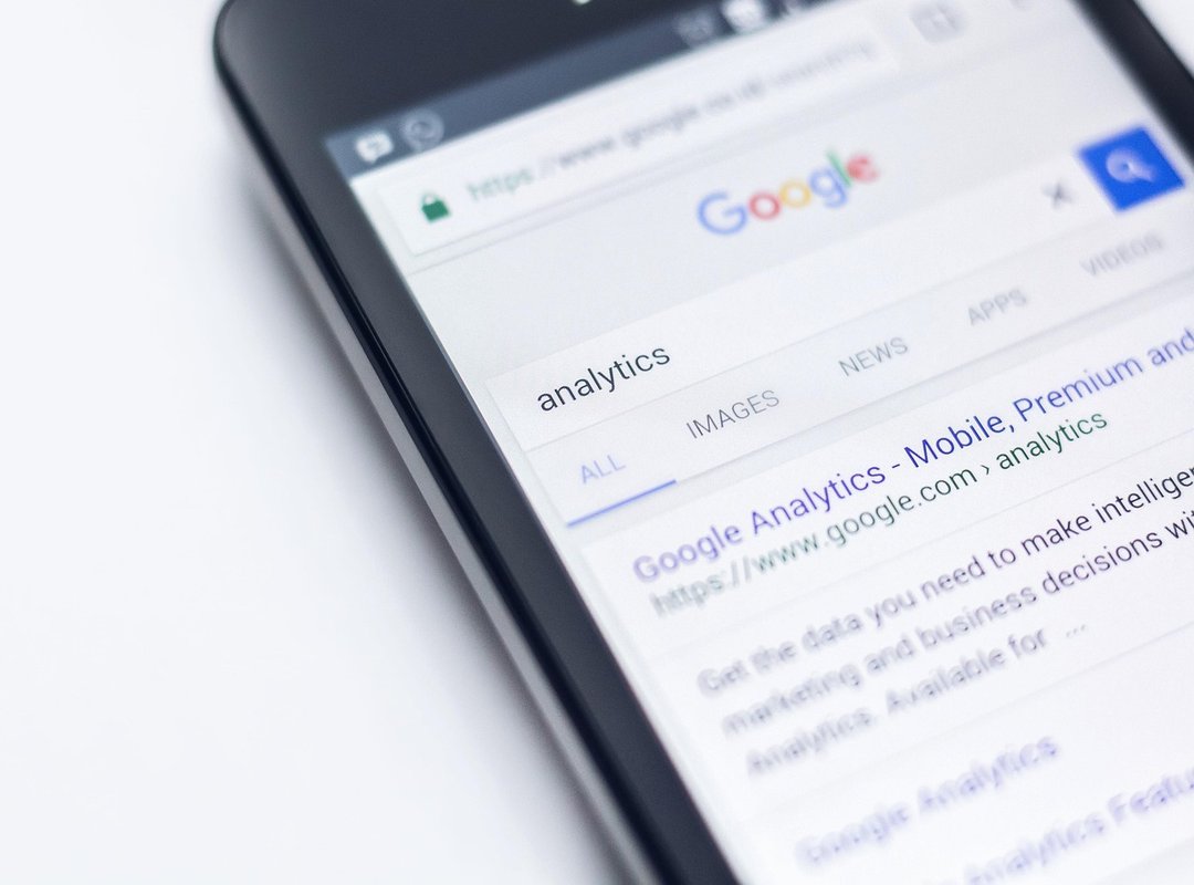 Practical Steps for Safe and Smart Online Browsing
